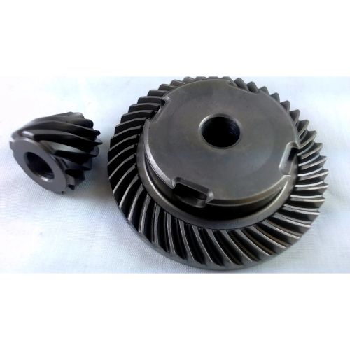 Bevel gear and bevel gear