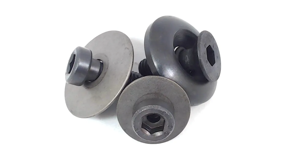 Set of clamping screws
