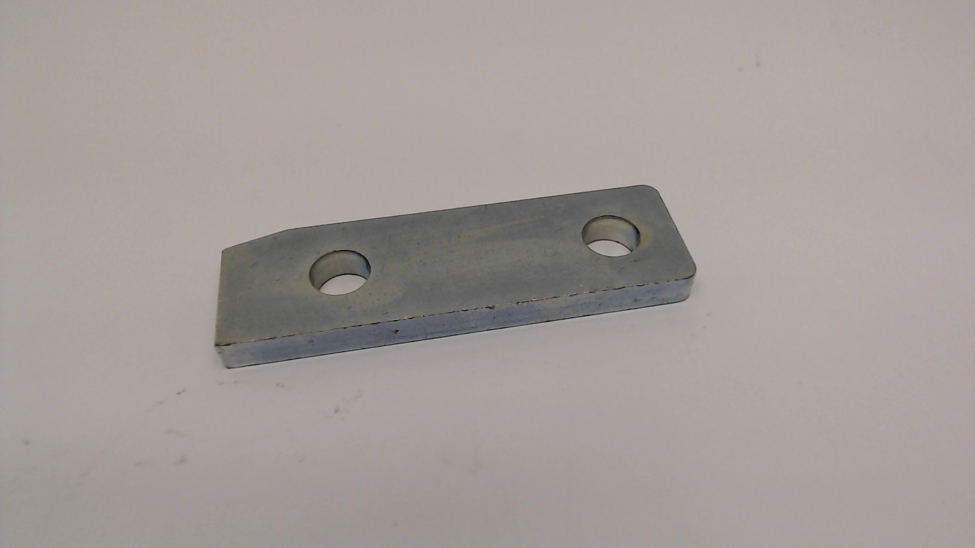 SUPPORT PLATE BL 4,00X16X52 KGS303