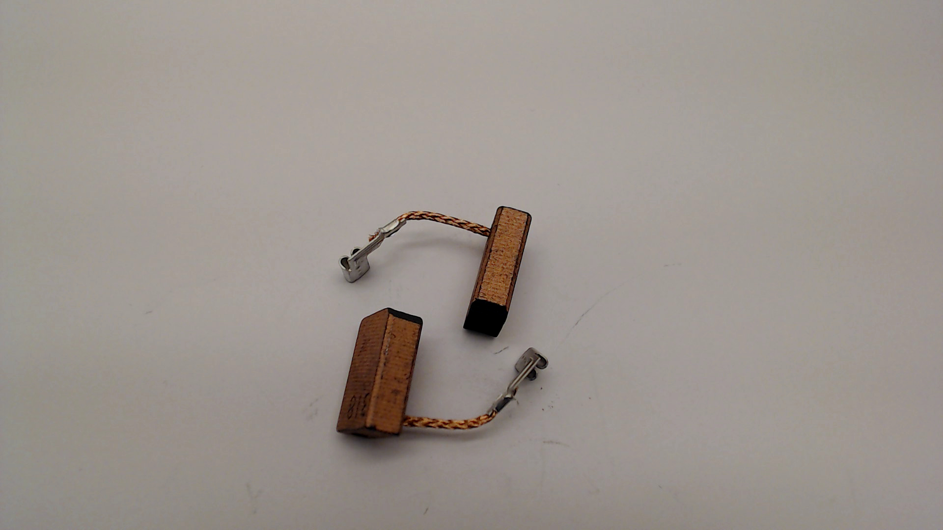 CARBON BRUSH CB-318 AC/PO6000C