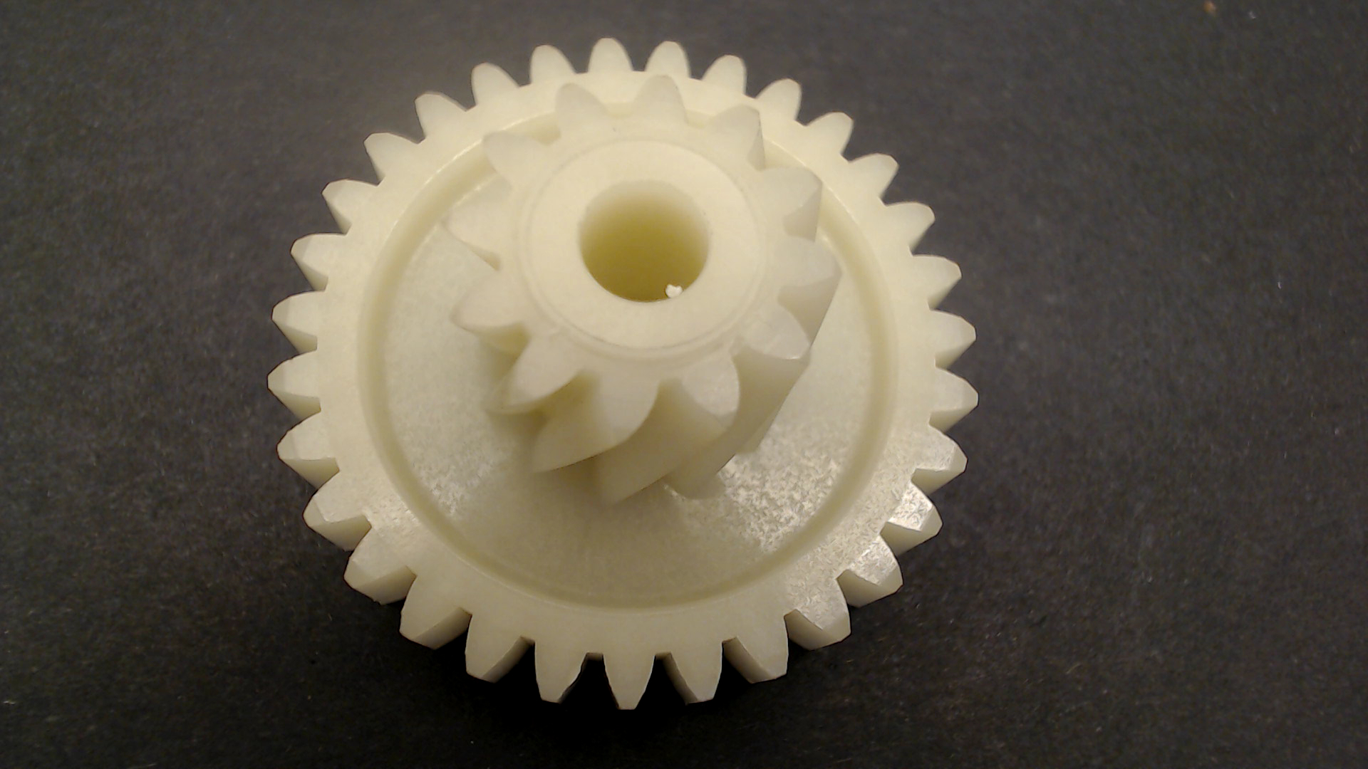 GEAR 12-31 DUM166/168/UM164D/