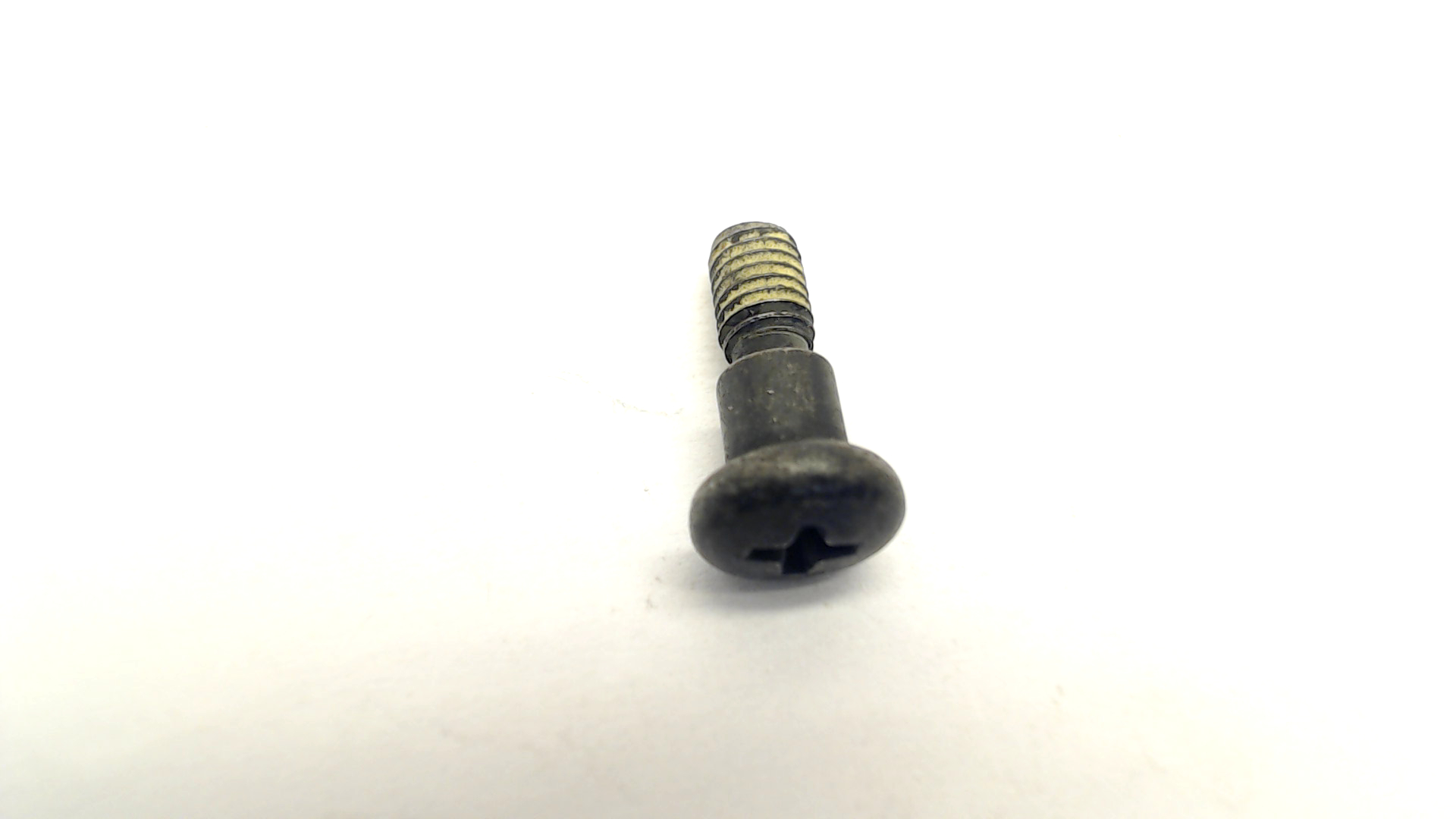 PAN HD SHOULDER SCREW M5 8406