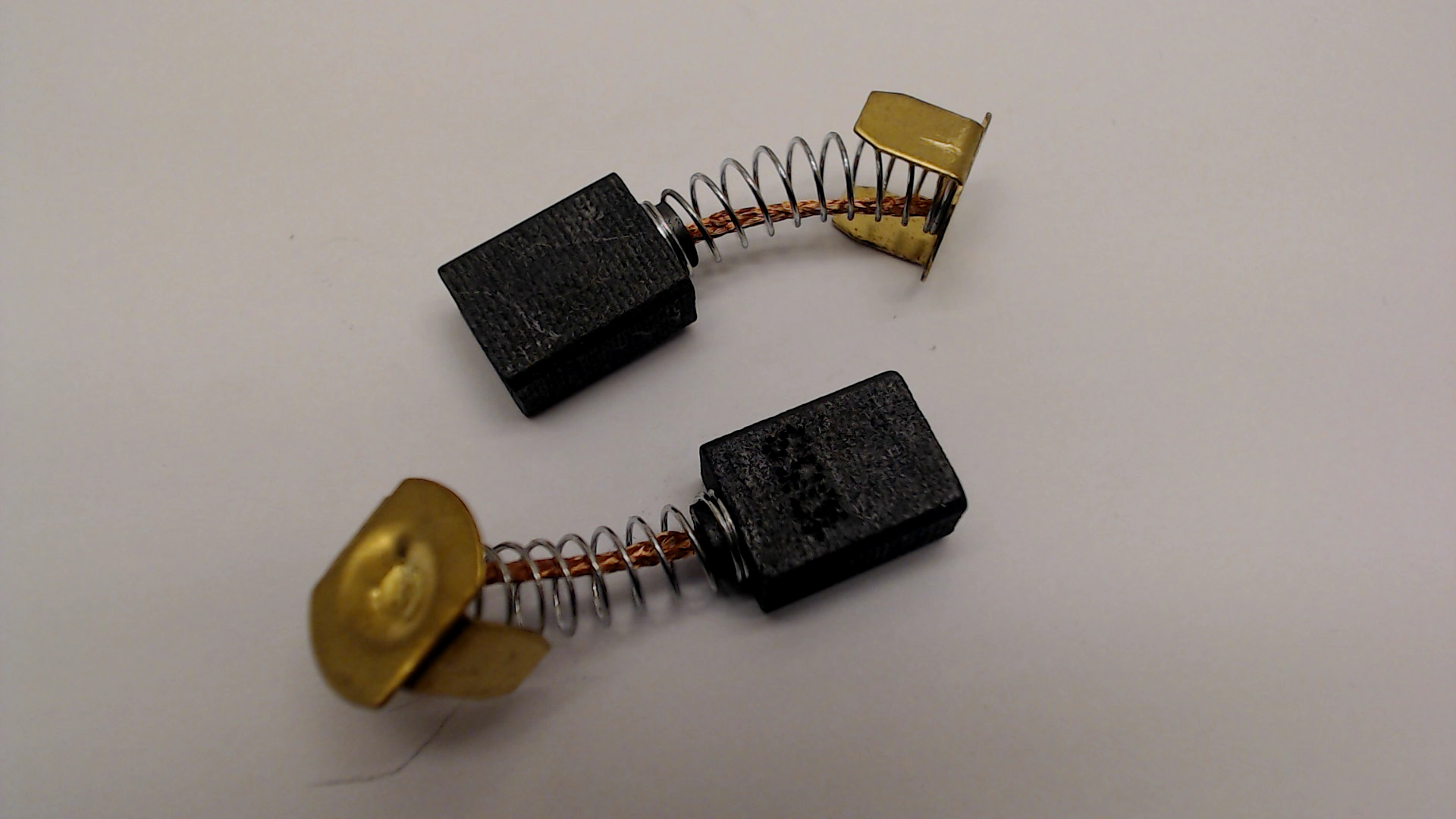 Carbon brush set