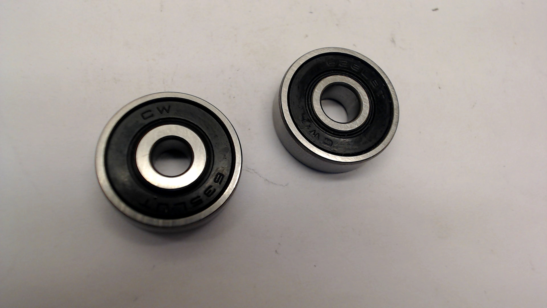 Ball bearing set