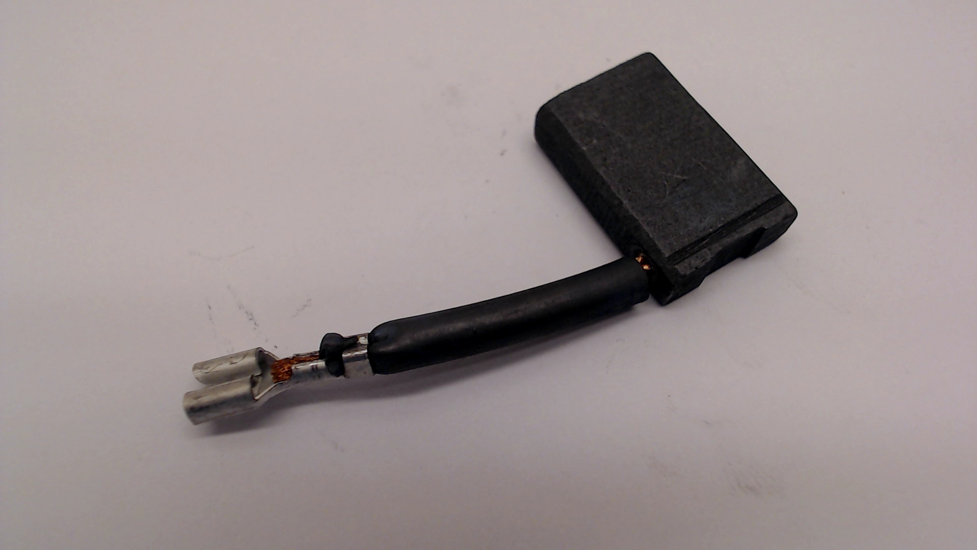 BRUSH 230V
