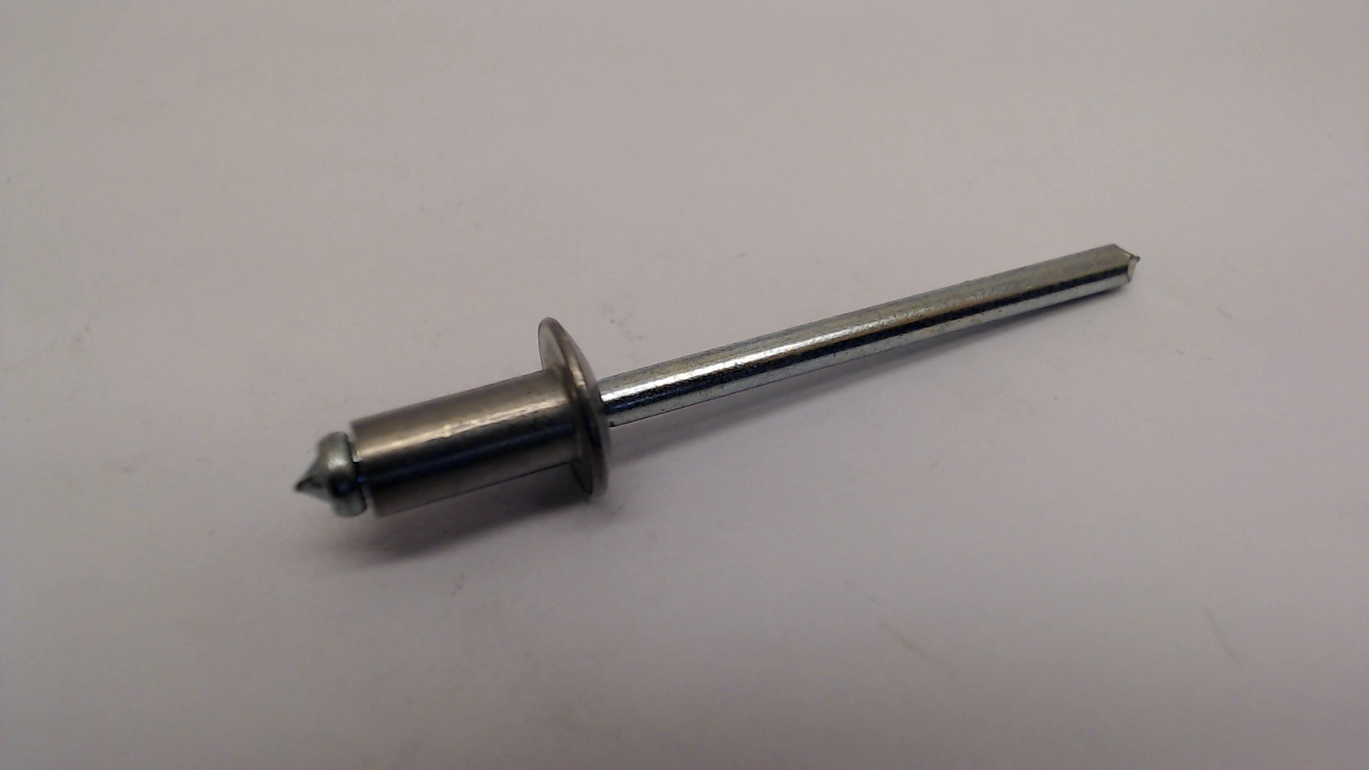 Blind Rivet, Mushroom Head