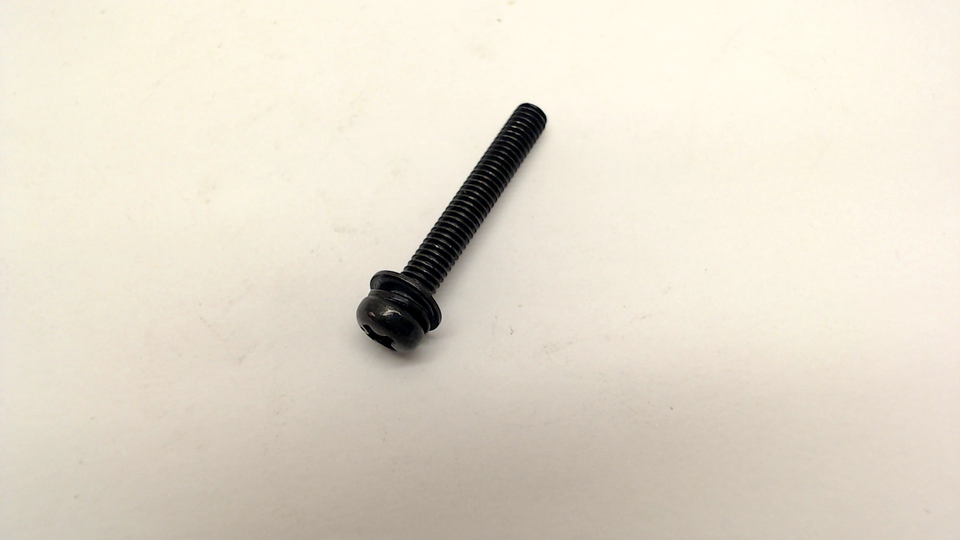 PAN HEAD SCREW M4X28 6402