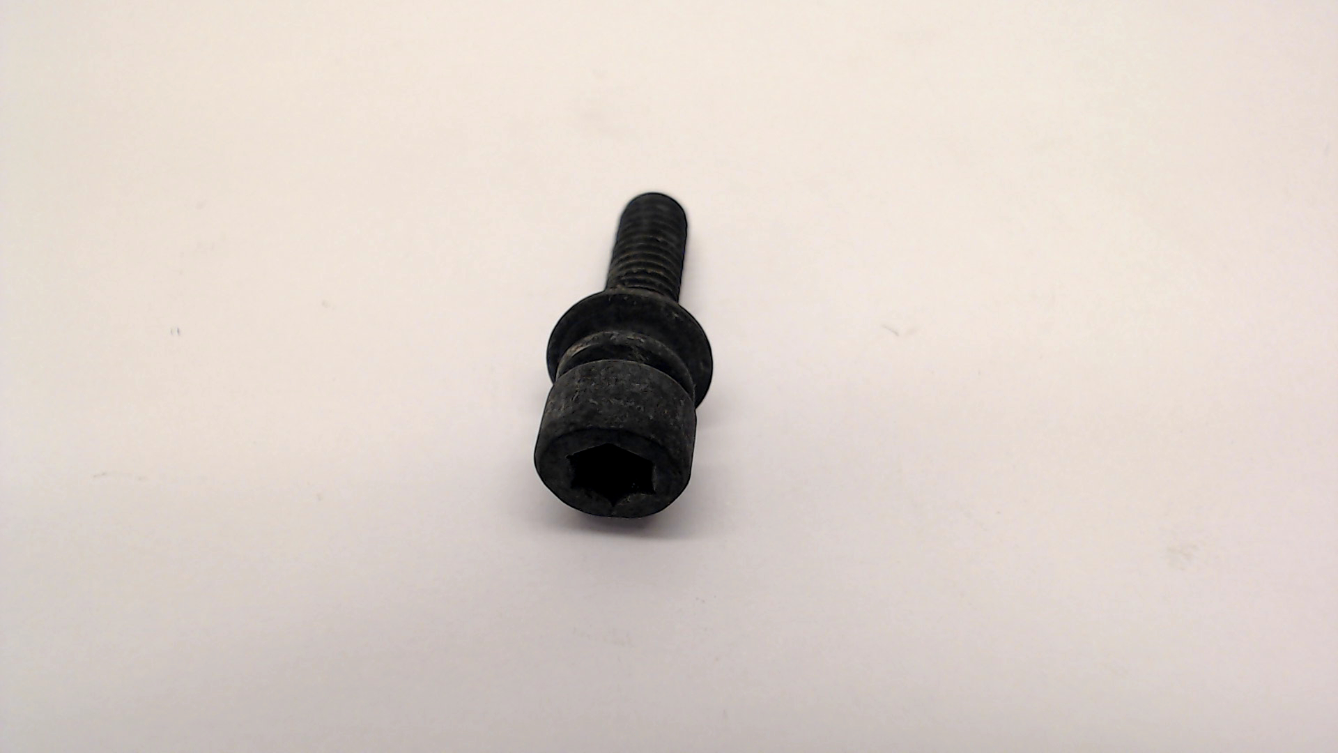 HEX BOLT M5X18 DUR188L