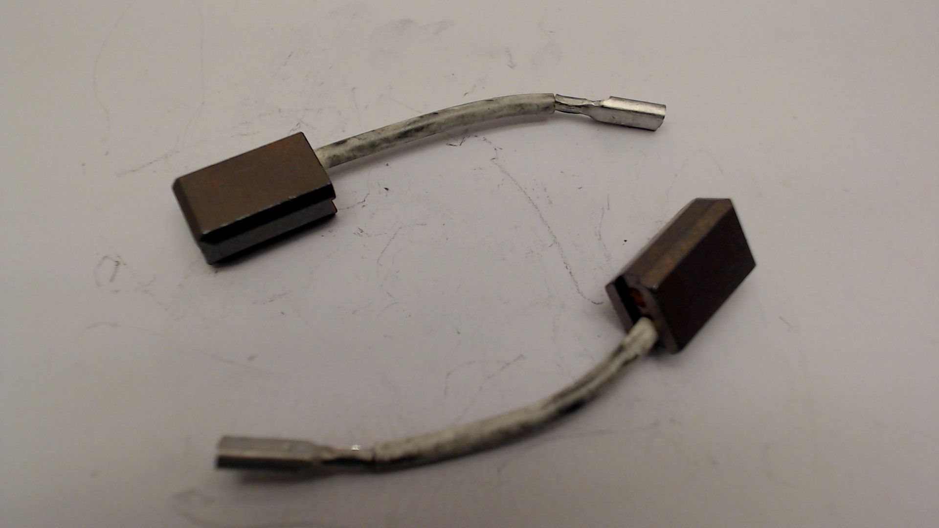 Carbon Brush (auto Stop Type) (1 Pair)