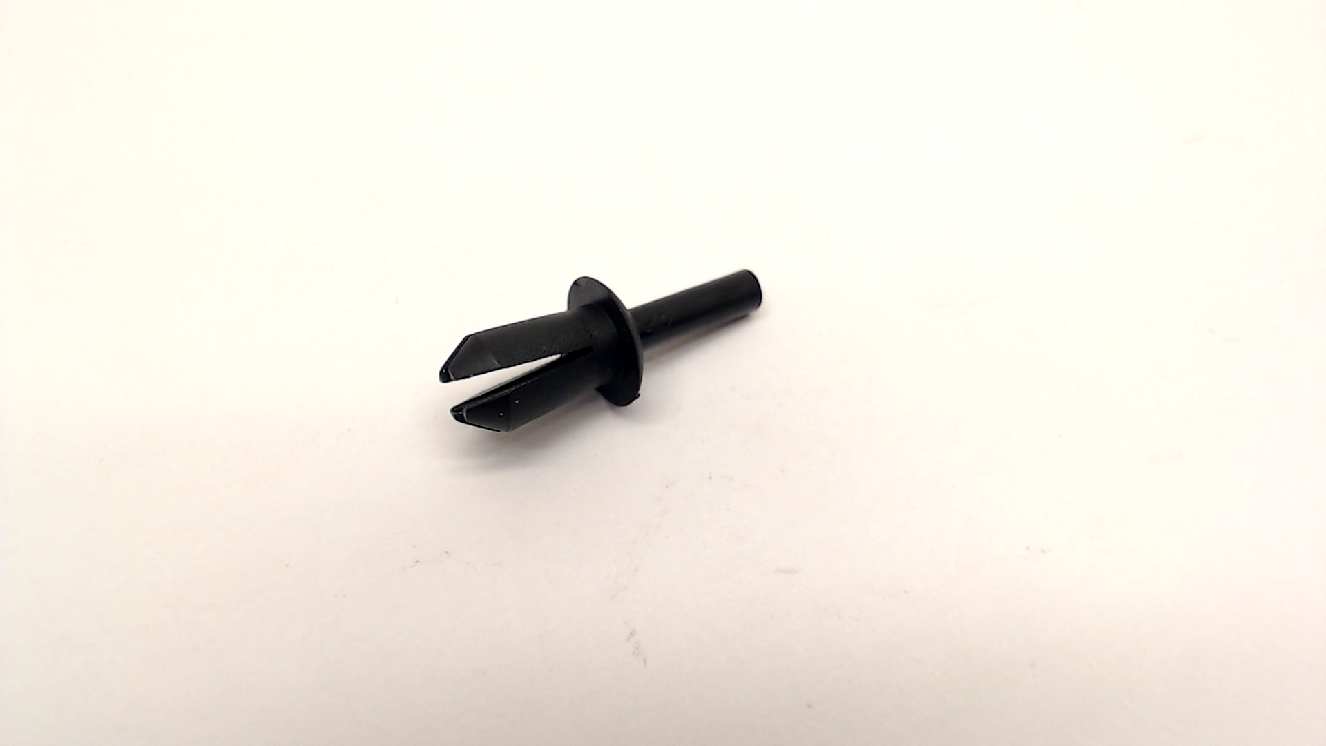 Spreader Rivet