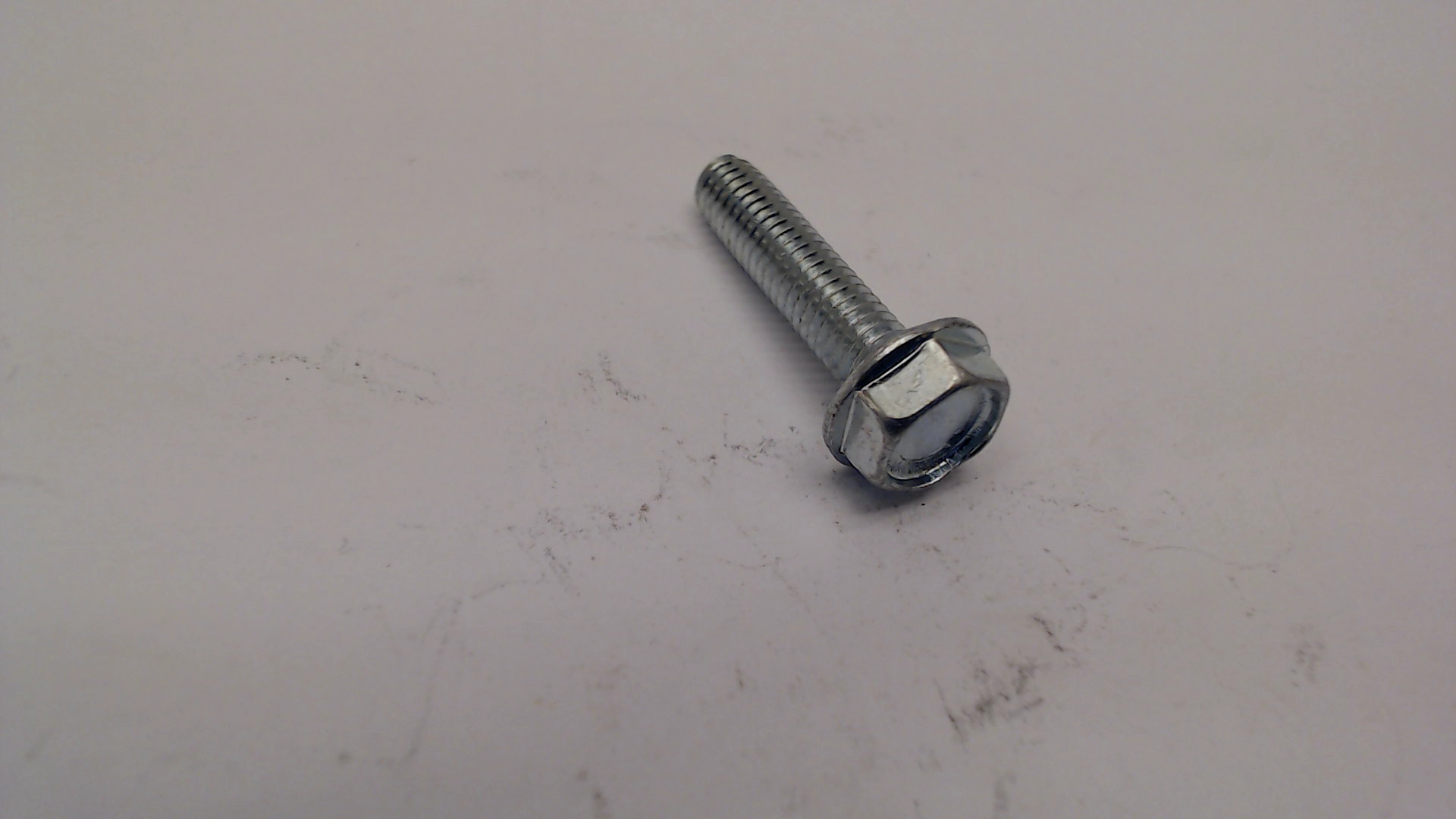 SCREW M6X25 TRILOBULAR HEX HD